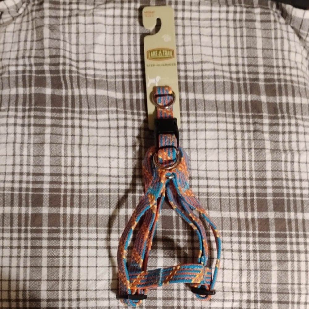Lake & Trail Reflective Dog Harness – Medium – NWT